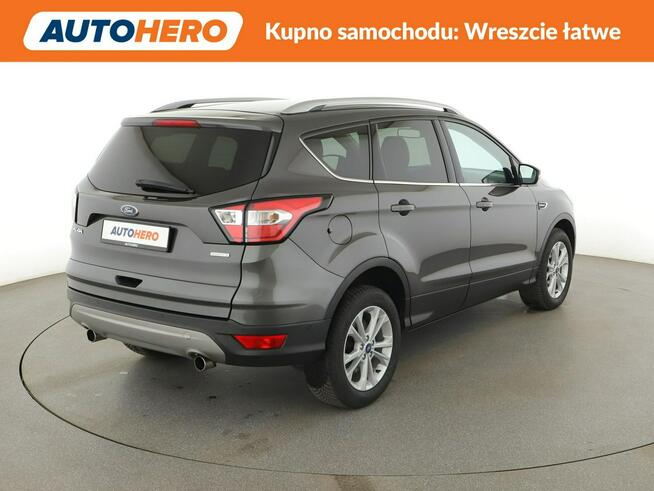 Ford Kuga Niski przebieg Navi Czujniki parkowania Klimatyzacja Podgrzewane fotel
