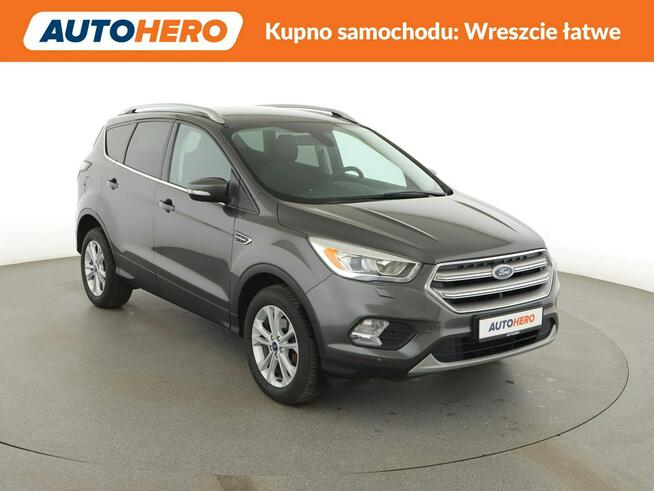 Ford Kuga Niski przebieg Navi Czujniki parkowania Klimatyzacja Podgrzewane fotel