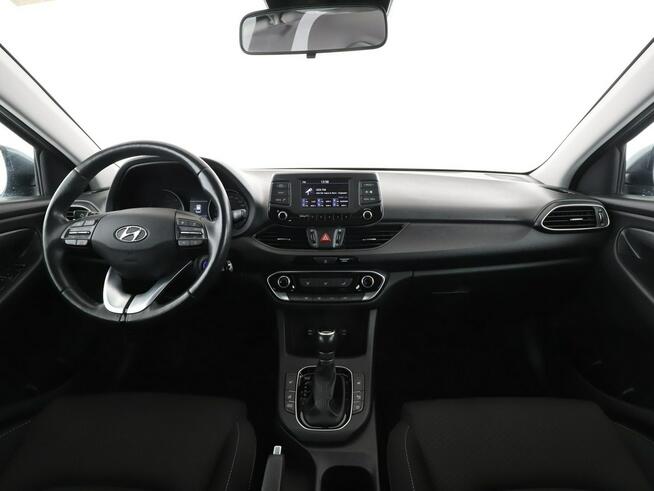 Hyundai i30 1.6CRDi Automat Klimatyzacja Tempomat Grzana Kierownica Fotele PDC LED