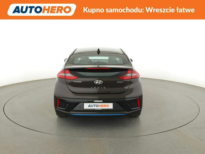 Hyundai IONIQ Plug-In full LED jasne skóry klima auto grzane fotele navi kamera