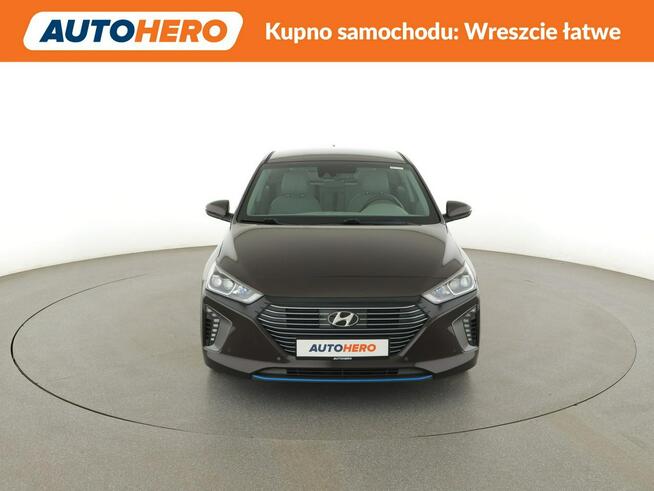 Hyundai IONIQ Plug-In full LED jasne skóry klima auto grzane fotele navi kamera