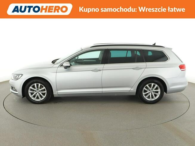 Volkswagen Passat Comfortline 150KM navi PDC grzane fotele ACC climatronic