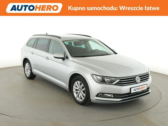 Volkswagen Passat Comfortline 150KM navi PDC grzane fotele ACC climatronic