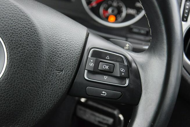 Volkswagen Tiguan 2.0D Automat/ 4x4/ Navi/ Kamera/ Nowe Opony/ 2015r/ Sprowadzony