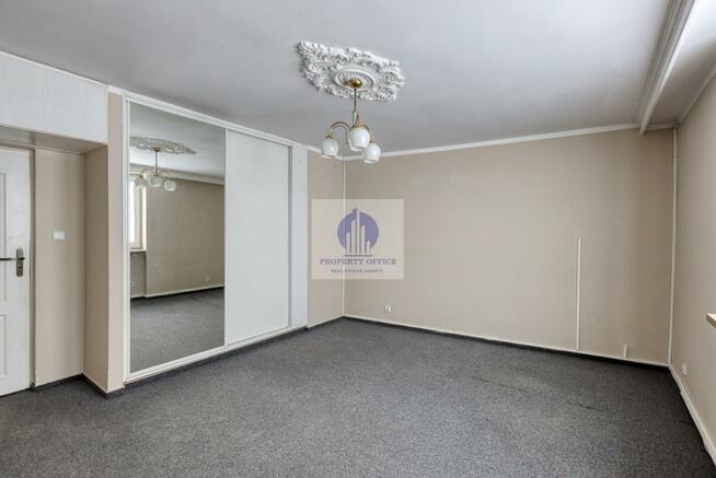 Dom Warszawa Praga-Południe, Saska Kępa, Obrońców