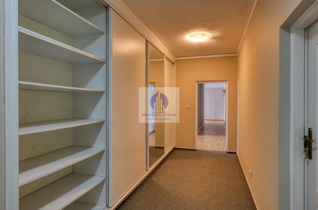 Dom Warszawa Praga-Południe, Saska Kępa, Obrońców