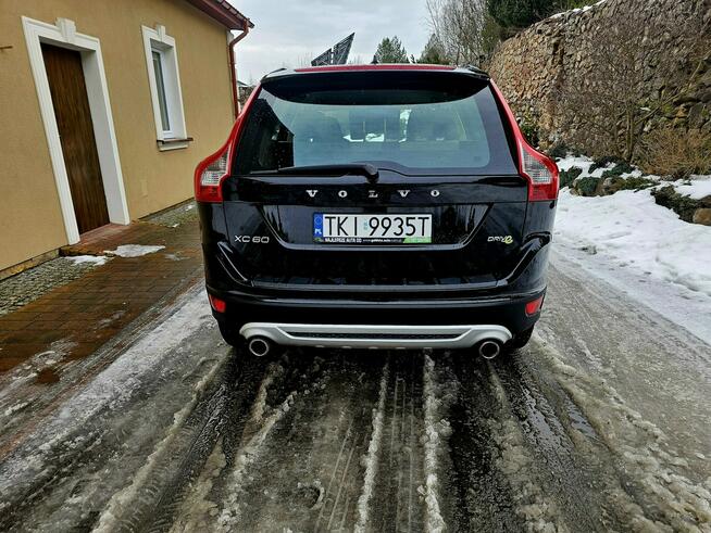 Volvo XC 60 163 KM R-Design Piękny