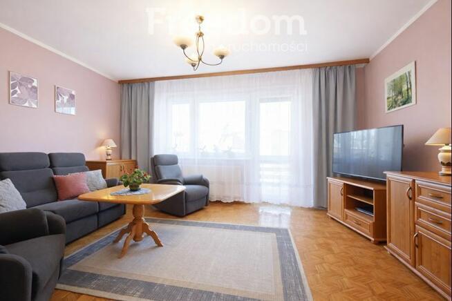 Przestronny dom rodzinny w malowniczych Prabutach.