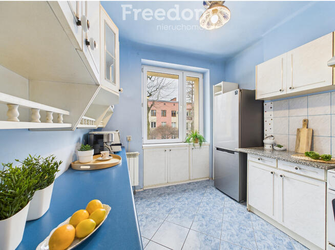 Klimatyczne mieszkanie z balkonem na 1. piętrze