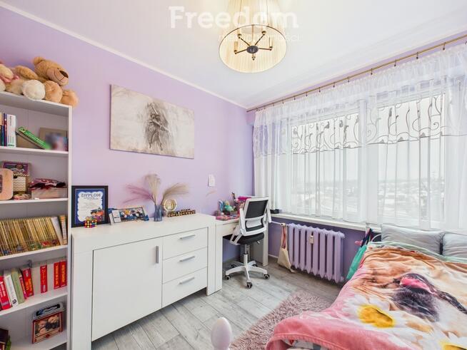 * 4 pokoje * winda * do wejścia * garderoba *