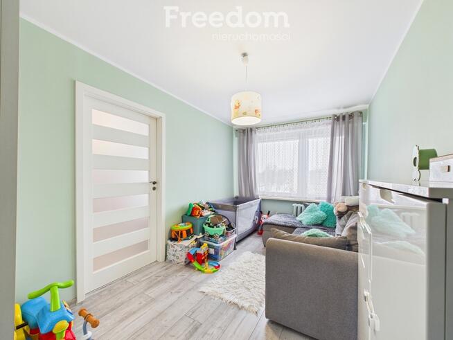 * 4 pokoje * winda * do wejścia * garderoba *