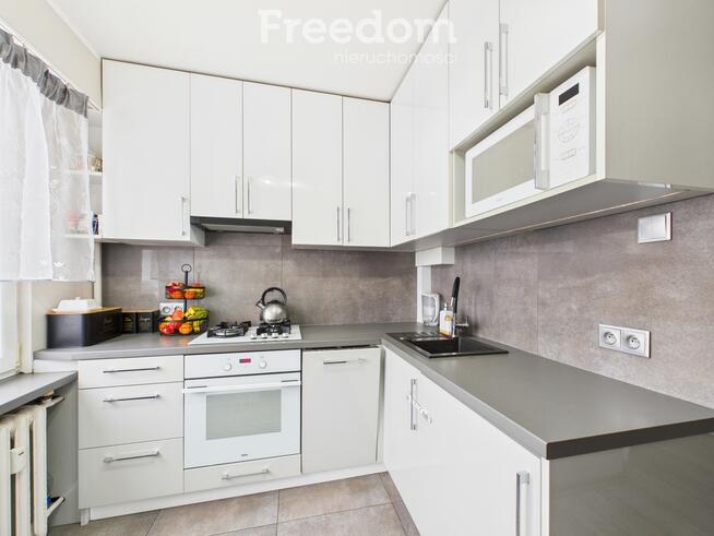 * 4 pokoje * winda * do wejścia * garderoba *