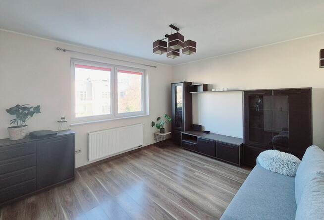 Wynajmę 2 pokoje 60m2 z tarasem. Ogrody