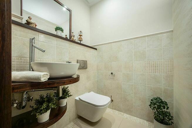 Elegacki dom na Złotnie- spokojna i cicha ulica