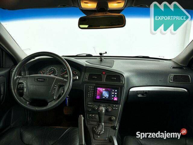 Volvo XC70 2.4 benz. 200 KM automat