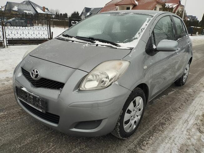 Toyota Yaris 1.3 benzyna z Niemiec klima