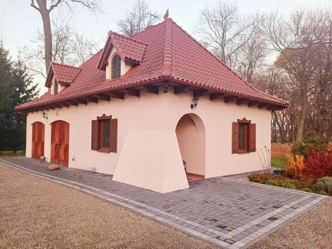 Obiekt o charakterze dworku w Kłodnicy Dolnej na sprzedaż.