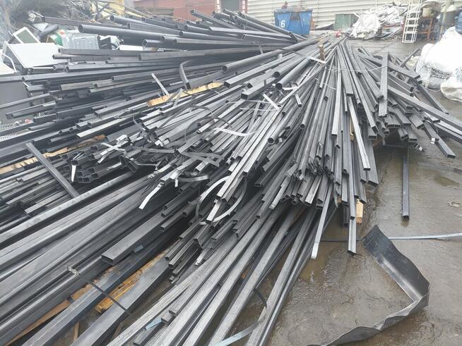 Profile stalowe rury II gat.