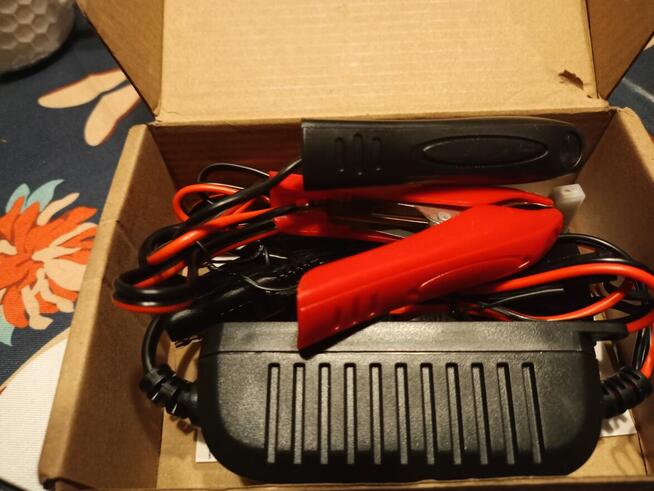 automatyczna ładowarka/konserwator akumulatorów MOTOPOWER