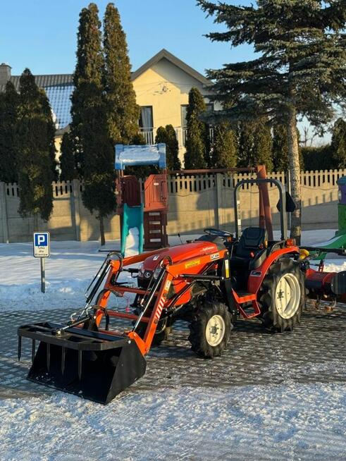 KUBOTA NB21 , 4X4 , 21hp, REWERS Wspomaganie