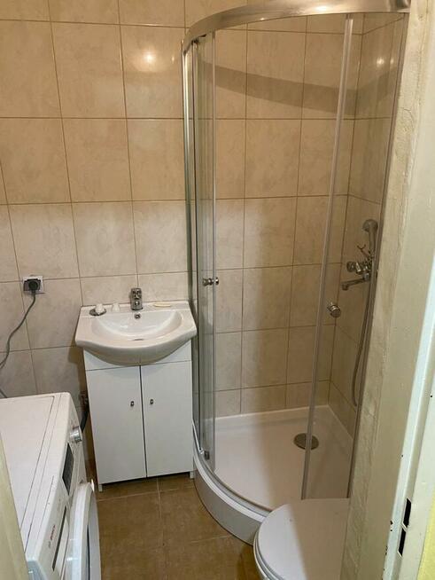 Na sprzedaż kawalerka w bloku Jarocin Waryńskiego od ręki