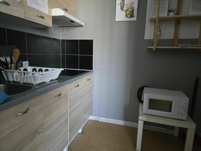 Тримісний номер на місяць біля метро Warszawa Imielin