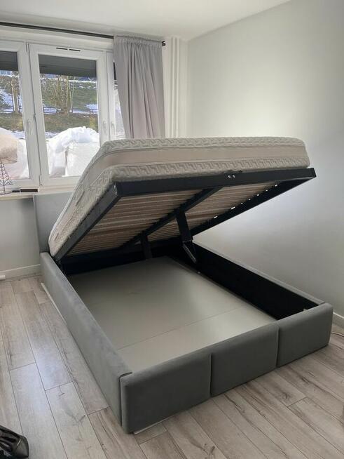 Łóżko Tapicerowane 140x200 z materacem Pan materac Tempo