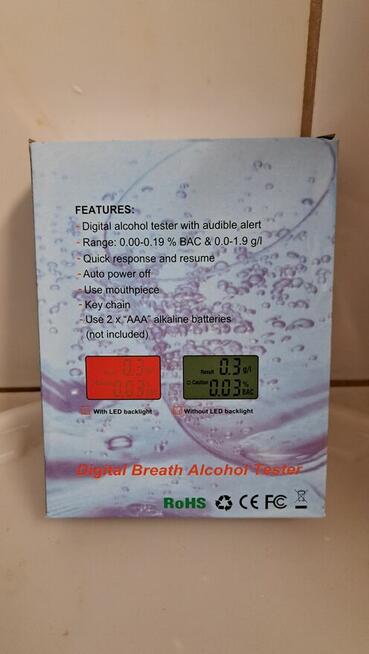 Przenośny tester alkoholu we krwi na wydychanie