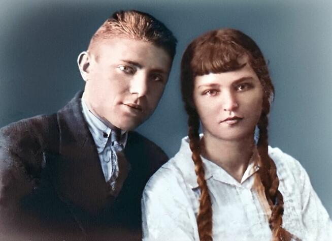 Ożywianie i koloryzacja starych zdjęć restauracja krótki fil