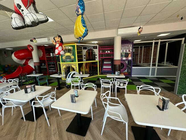 Sprzedaż konstrukcji zabawowej