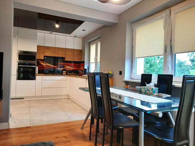 NOWOCZESNE GOSPODARSTWO O POW. 1,3 HA Z MŁODYM SADEM-MĄKOLNO