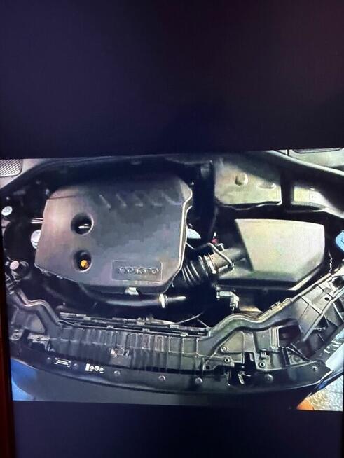 VOLVO V60 TRIM LEVEL 1 (KINETIC) 4CYL/1,6L/2V D4162T 115PS/2