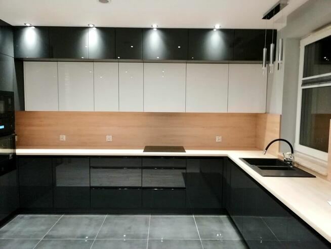 Stolarz z 15 letnim doświadczeniem szuka pracy