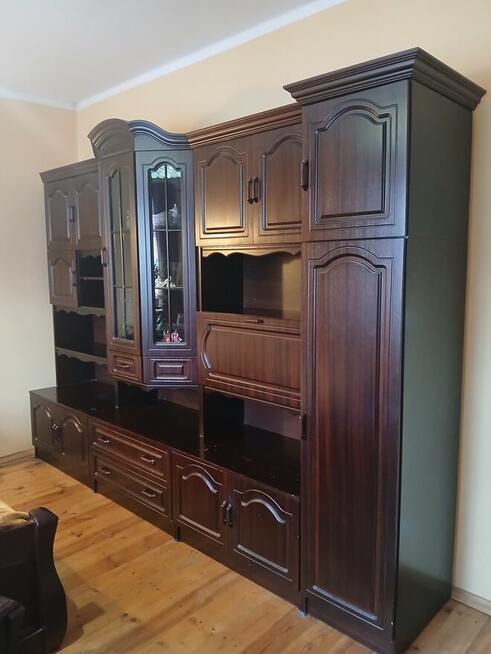 Stylowa meblościanka za darmi