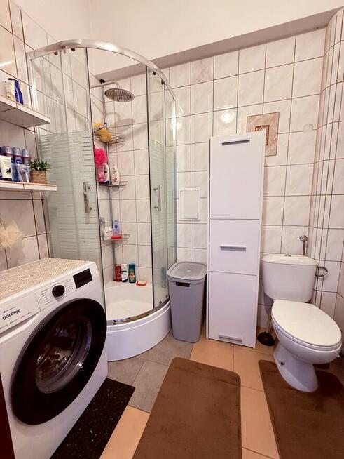 PRZESTRONNE MIESZKANIE W KAMIENICY W CENTRUM!