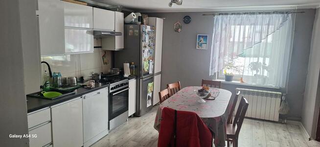 Siedlisko. Dom z działką blisko jeziora.