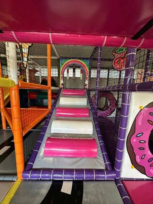 Sprzedaż konstrukcji zabawowej