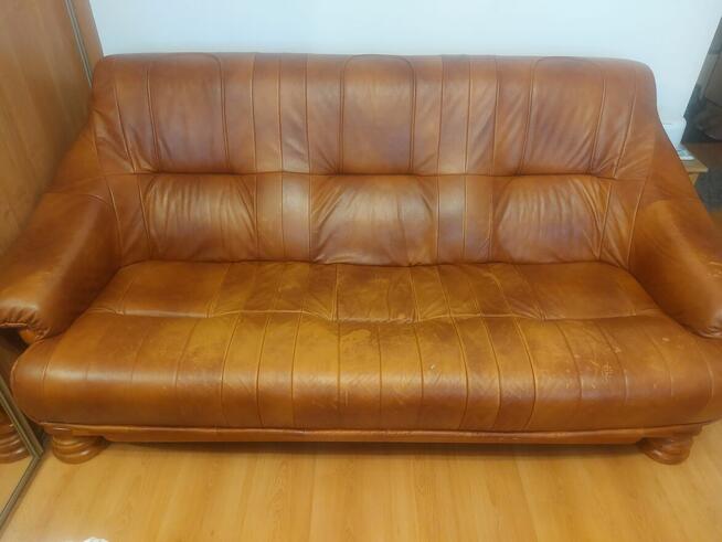 Sprzedam skórzana kanape z funkcja spania i 2 fotele