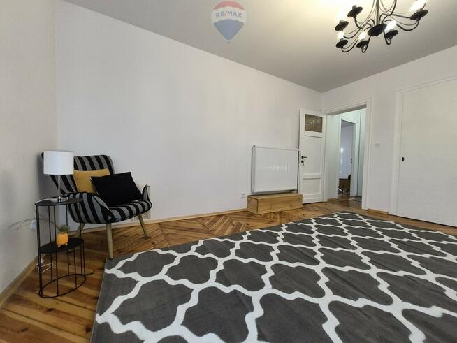 Klimatyczne mieszkanie w willi w Milanówku