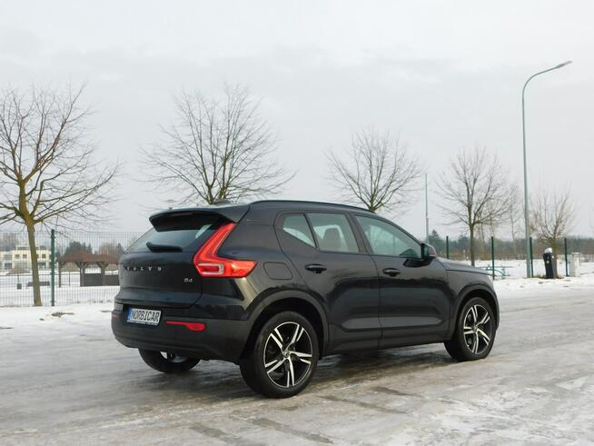 Volvo XC 40 2.0T R-Design z Gwarancją Model 2022r