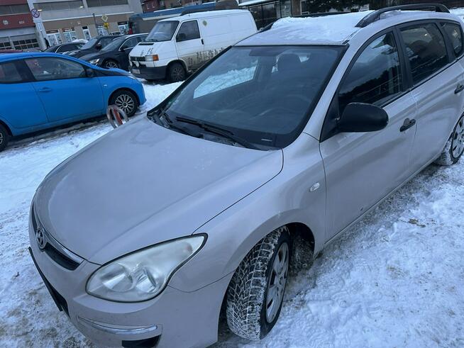 Hyundai i30 Niezawodna i mocna benzyna/LPG/Hak/Klimatyzacja/Isofix/Drugie opony