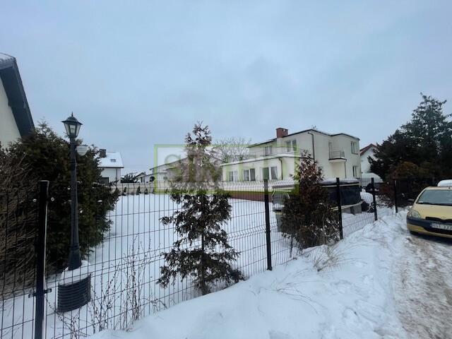 Solidny dom , garaż , działka , ogród,