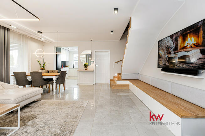 Dom Kamionki gm. Kórnik, Sportowa