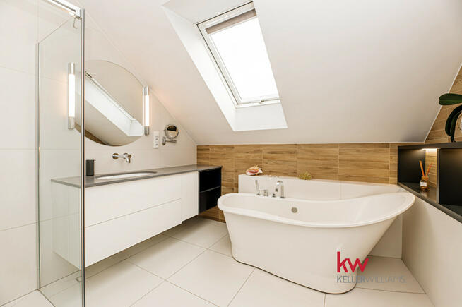 Dom Kamionki gm. Kórnik, Sportowa