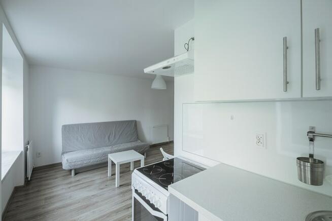 Armii Krajowej 100, Batory, jasna kawalerka