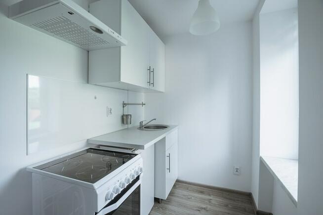 Armii Krajowej 100, Batory, jasna kawalerka