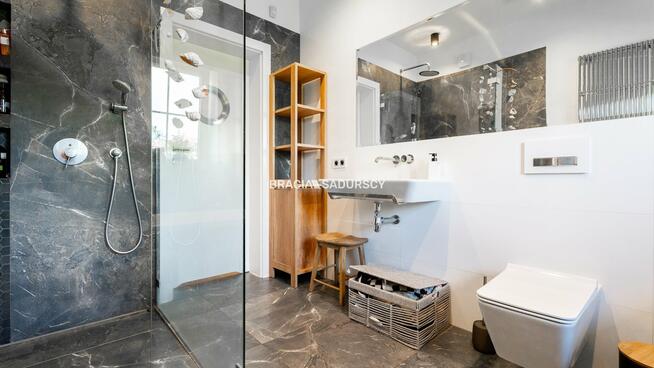 Dom Pielgrzymowice gm. Michałowice, Przymiarki