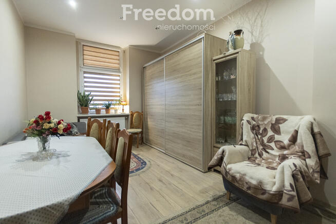 Trzy pokoje w centrum, lecz w spokojnym miejscu.