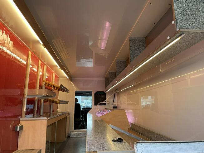Renault Master Autosklep warzywniak Gastronomiczny Food Truck Foodtruck Sklep 3500 kg