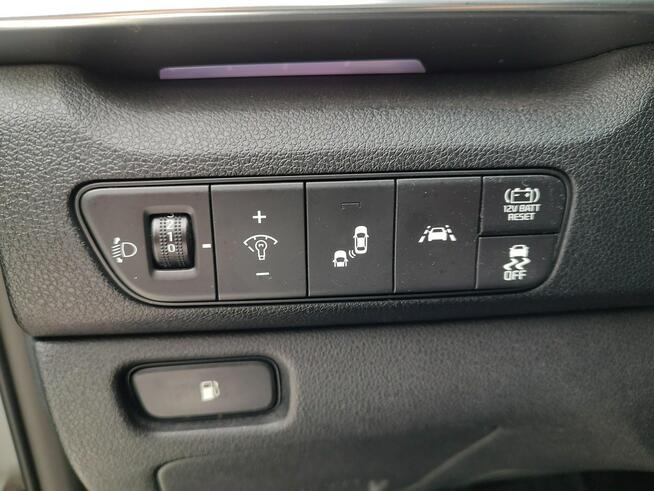 Kia Niro L 1.6 GDi 141 KM 6DCT hybrydowy 5327817